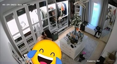 Vợ dẫn bồ về nhà để chịch nhau khi chồng đi vắng